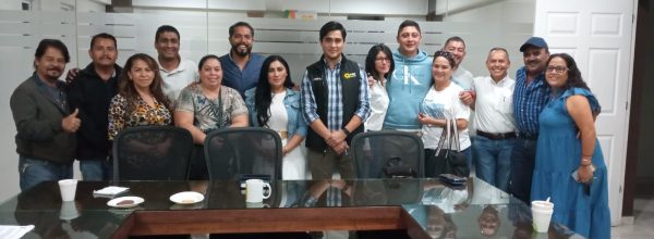 Toño Chuela se reincorpora a la presidencia del PRD en Uruapan
