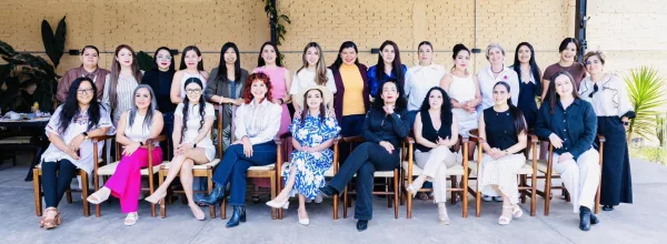 Alianza por Uruapan: Grecia Quiroz fortalece lazos con mujeres empresarias.