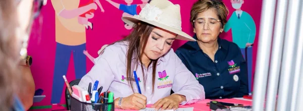 “El poder regresa al pueblo”: Grecia Quiroz intensifica cercanía con jornadas de atención directa.