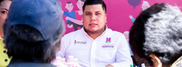 Refuerza Gobierno Municipal de Uruapan atención ciudadana directa desde la Casa de la Cultura.